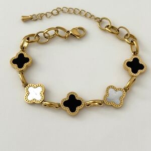 Black and Pearl White Clover Chain Bracelet, 18k Gold Plated Stainless Steel